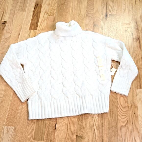 a.n.a. a new approach women's White turtleneck cable-knit sweater size L - Picture 1 of 5